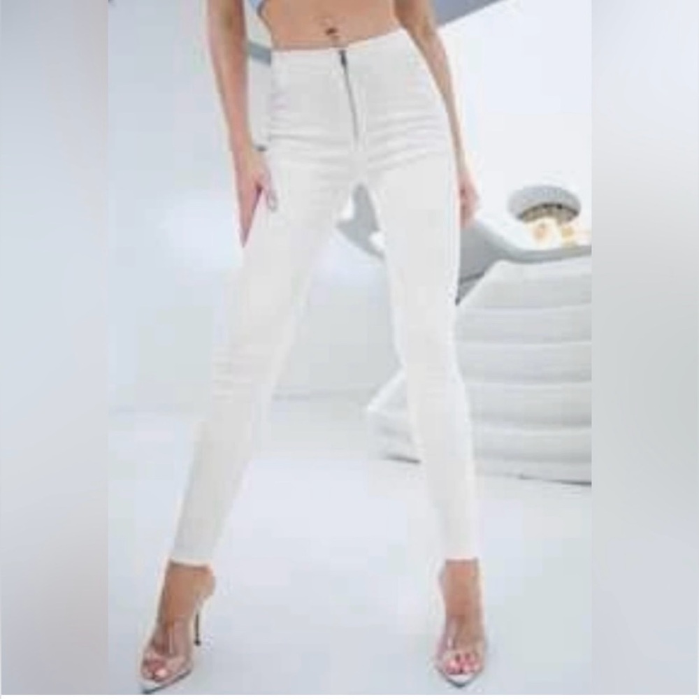 High Waist Zip Fly Skinny Jeans Stretch Excellent Condition. 28" Inseam Size XS